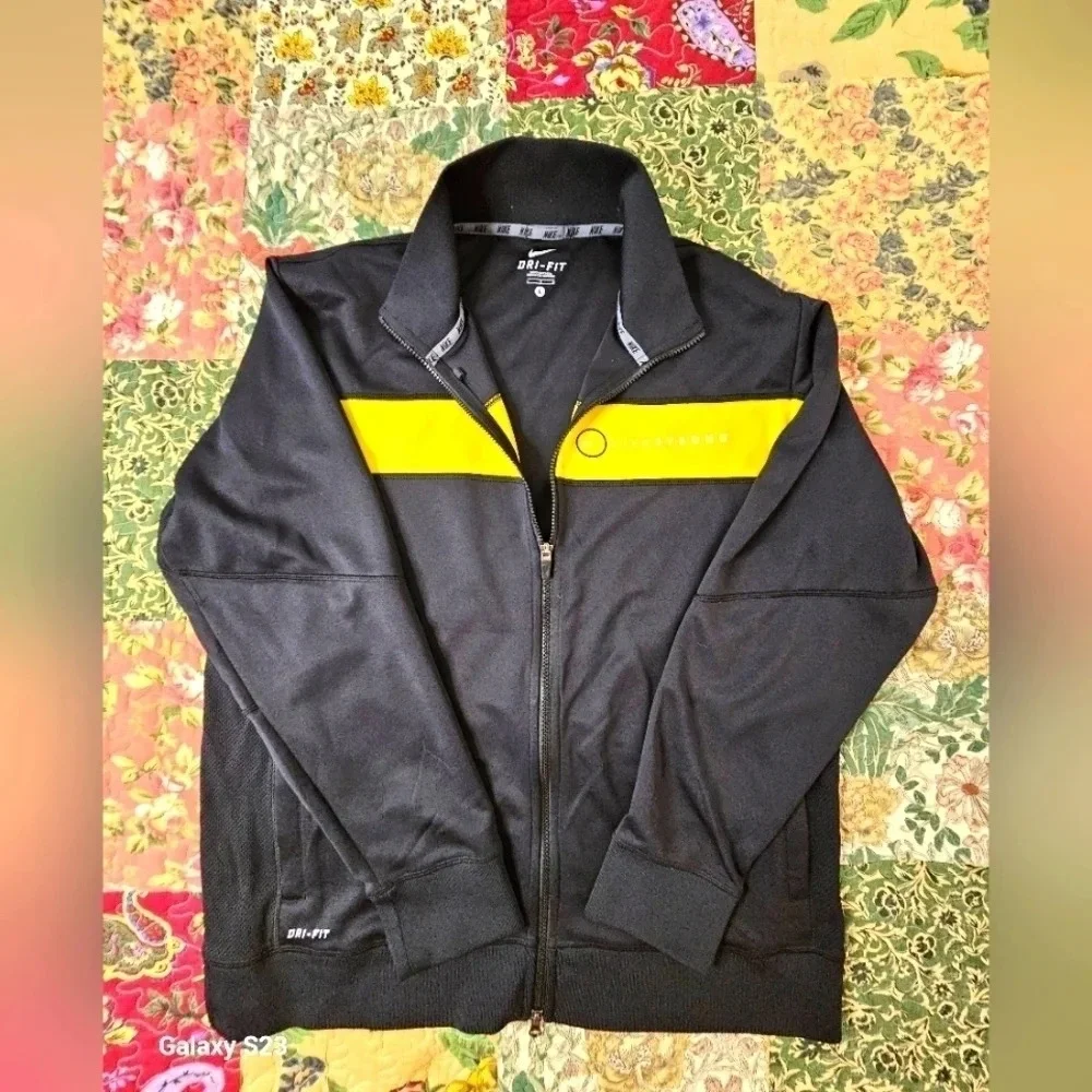 Nike Dri Fit‎ Live Strong jacket